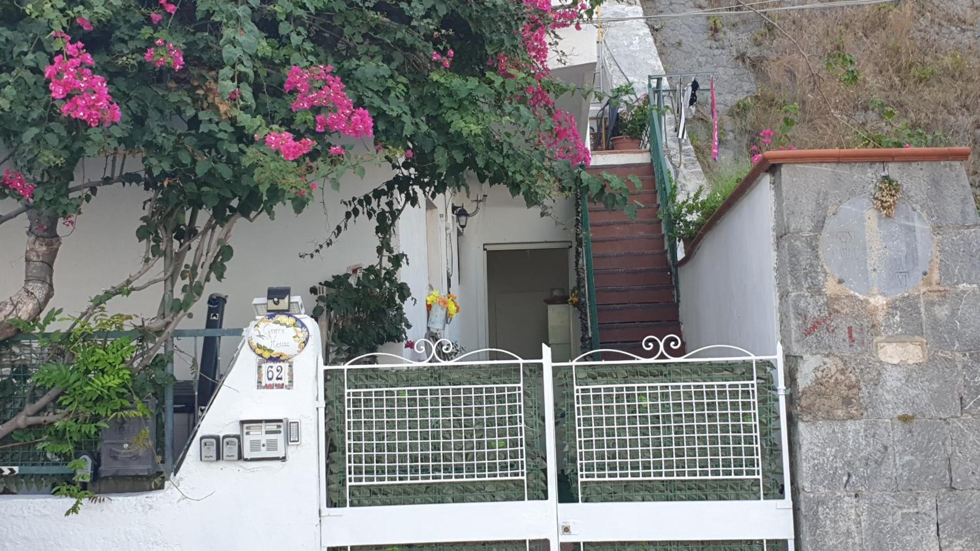 Casa Grazia Amalfi Villa Exterior photo